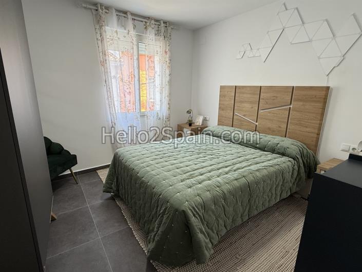 Image No.19-3 Bed Townhouse for sale