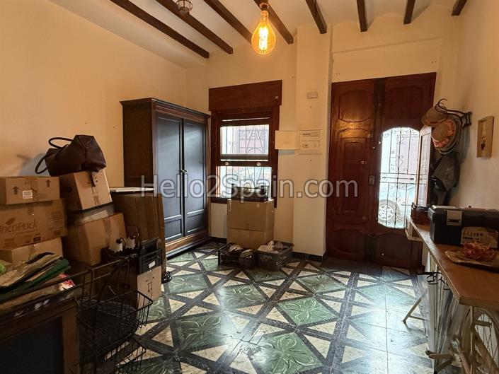 Image No.4-4 Bed Townhouse for sale