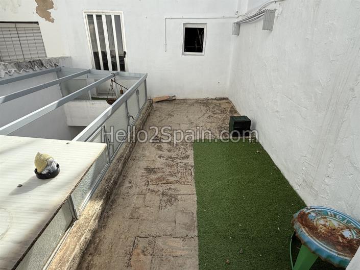 Image No.19-4 Bed Townhouse for sale