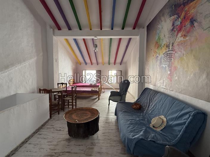 Image No.28-4 Bed Townhouse for sale