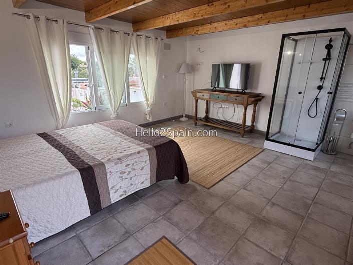 Image No.5-3 Bed Villa / Detached for sale