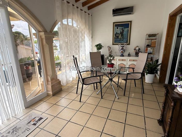 Image No.4-3 Bed Villa / Detached for sale