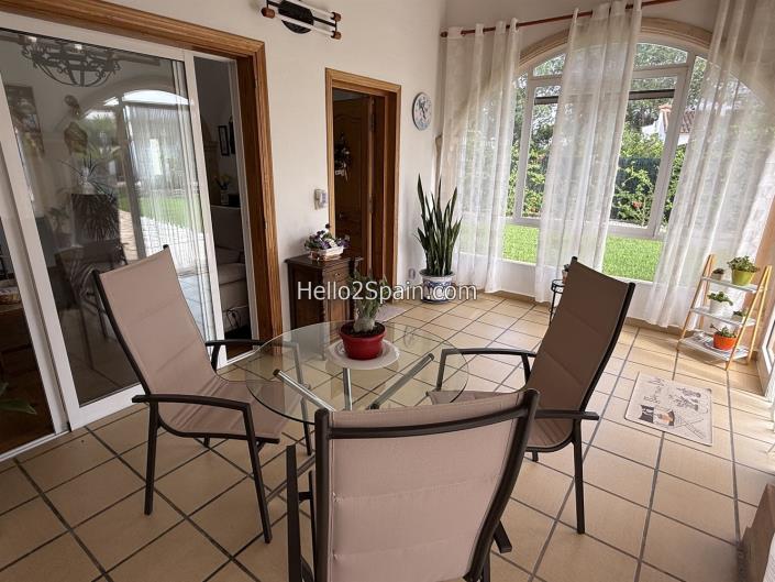 Image No.6-3 Bed Villa / Detached for sale