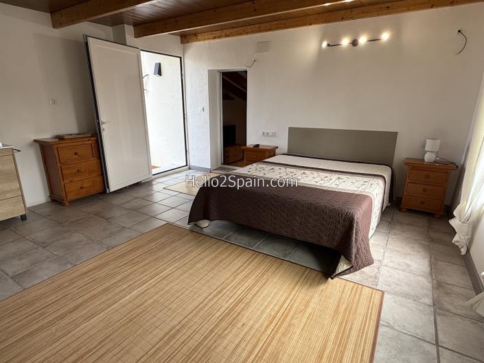 Image No.29-3 Bed Villa / Detached for sale