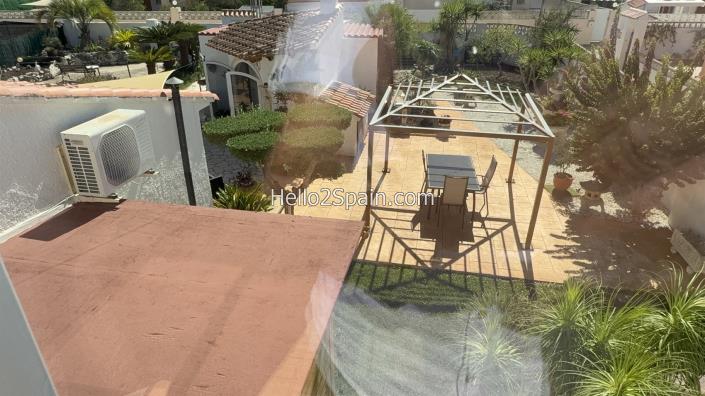 Image No.44-3 Bed Villa / Detached for sale