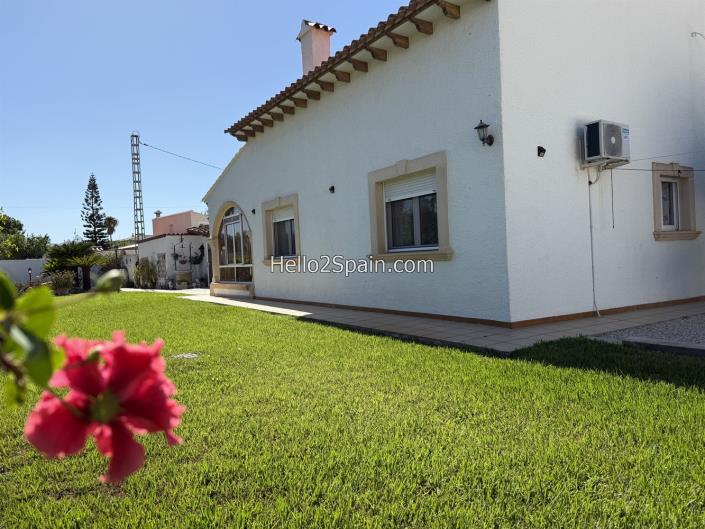 Image No.53-3 Bed Villa / Detached for sale