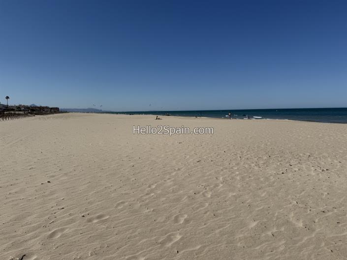 Image No.58-3 Bed Villa / Detached for sale