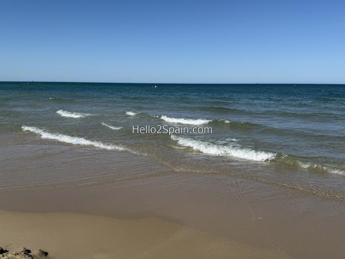 Image No.59-3 Bed Villa / Detached for sale