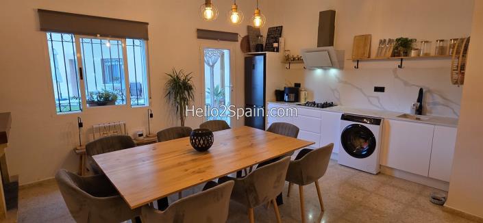 Image No.8-4 Bed Townhouse for sale