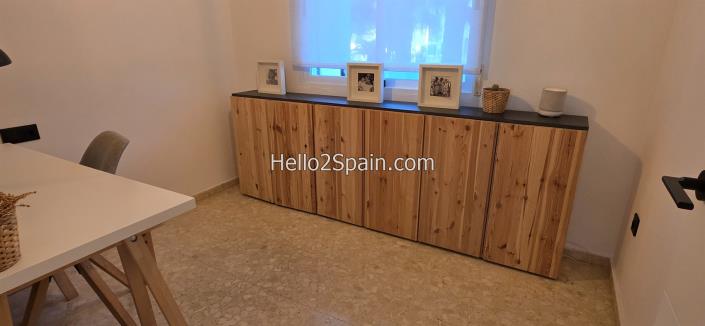 Image No.21-4 Bed Townhouse for sale