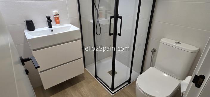 Image No.23-4 Bed Townhouse for sale