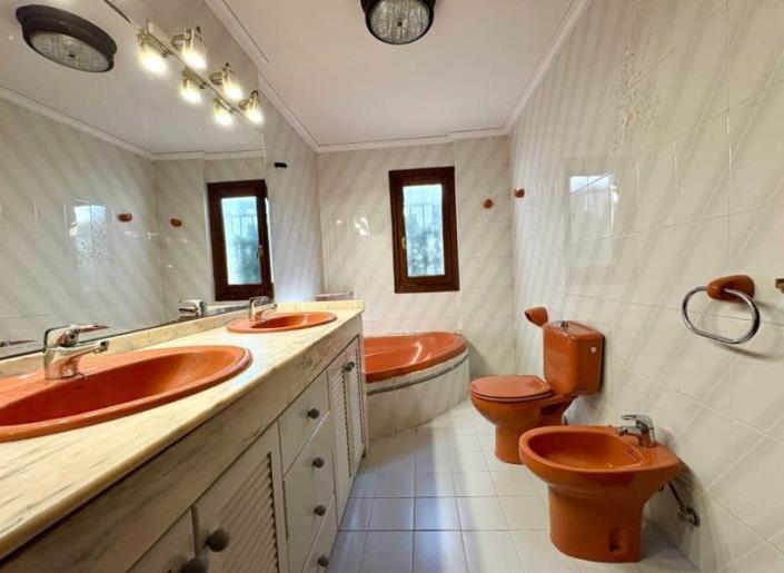 Image No.7-3 Bed Villa for sale