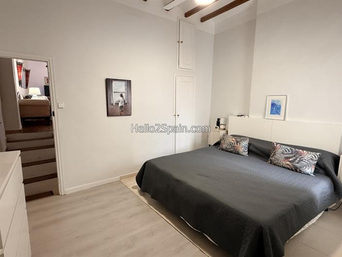 Image No.21-4 Bed Townhouse for sale