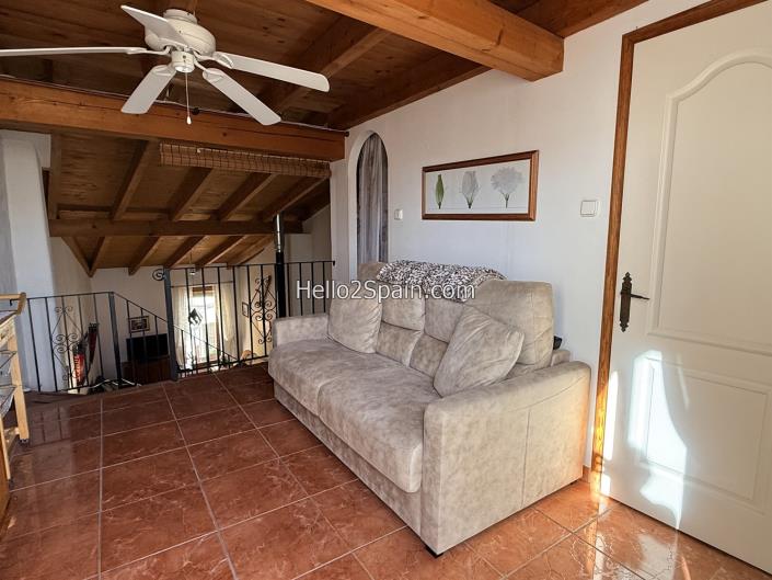 Image No.25-4 Bed Townhouse for sale