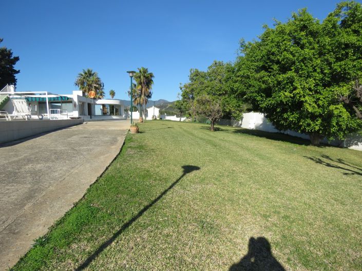 Image No.1-2 Bed Villa for sale