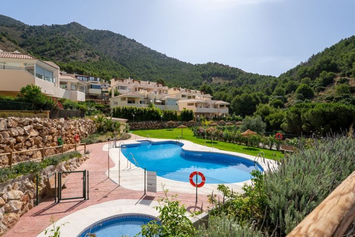 Image No.1-3 Bed Apartment for sale