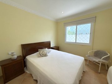 bedroom (1)