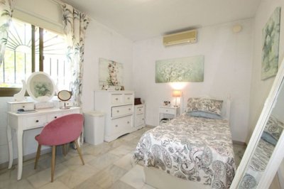 bedroom (3)