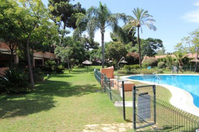 pool (1)