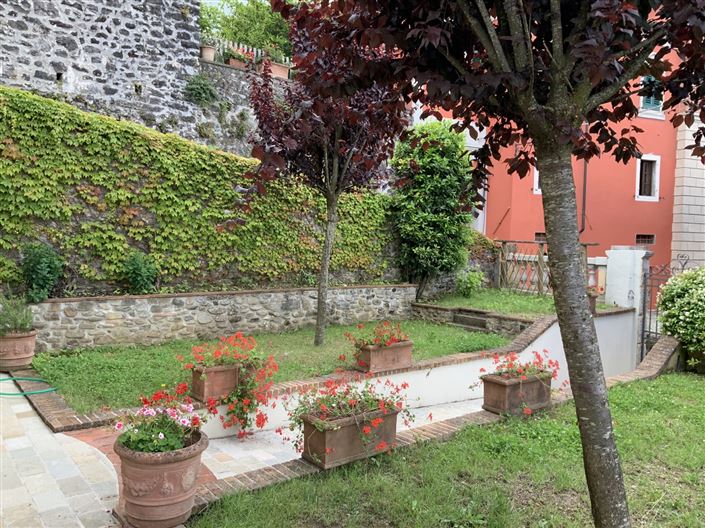 Image No.22-3 Bed Property for sale