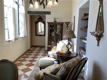 345ad709-3ed2-4b05-998c-158a62133aa1