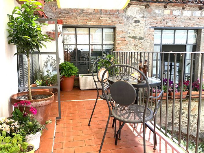 Image No.1-2 Bed Property for sale