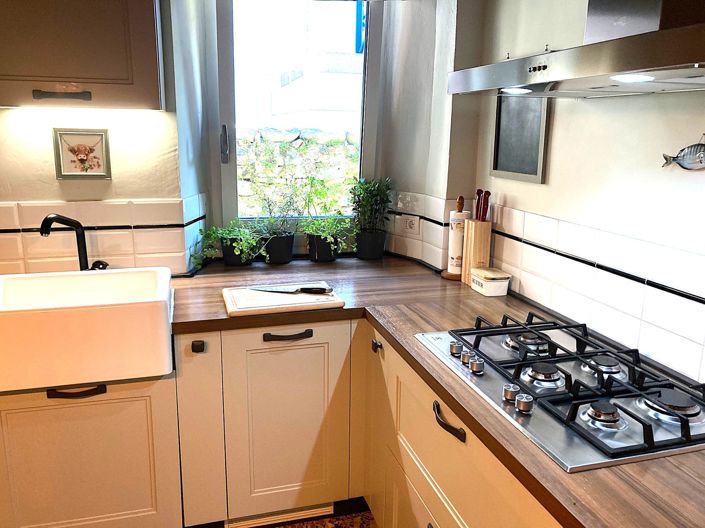 Image No.3-2 Bed Property for sale