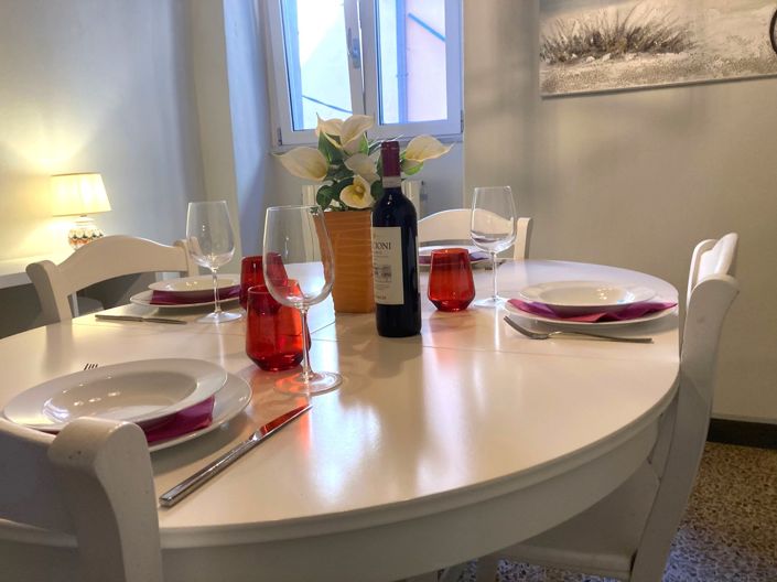 Image No.6-2 Bed Property for sale