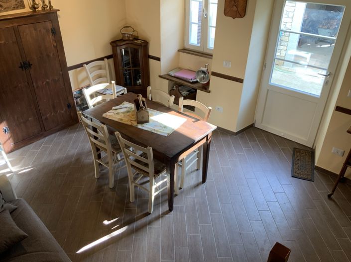 Image No.10-3 Bed Property for sale