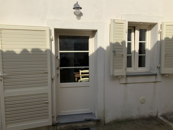 Image No.9-3 Bed Property for sale