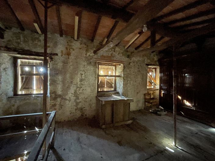 Image No.17-4 Bed House for sale