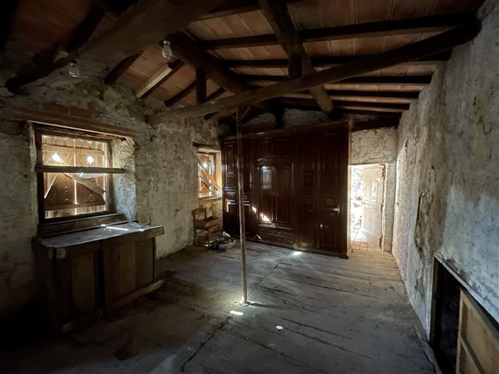 Image No.19-4 Bed House for sale