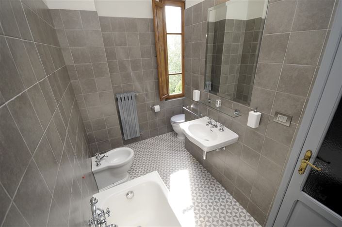 Image No.21-6 Bed Villa for sale