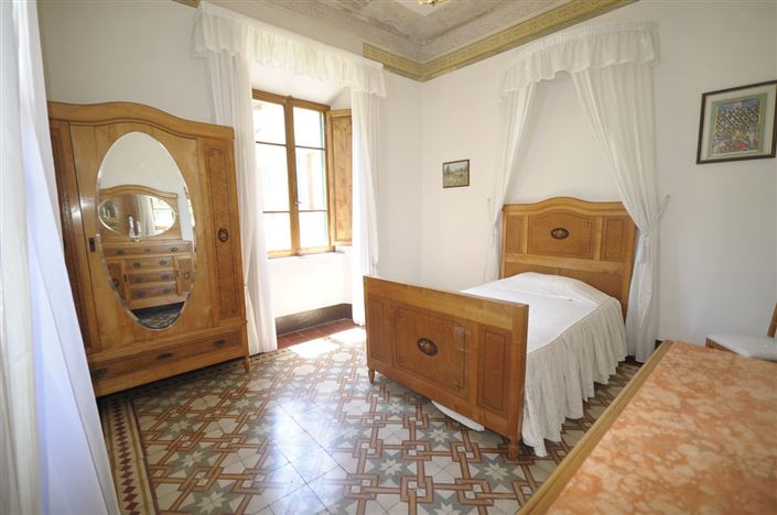 Image No.20-6 Bed Villa for sale