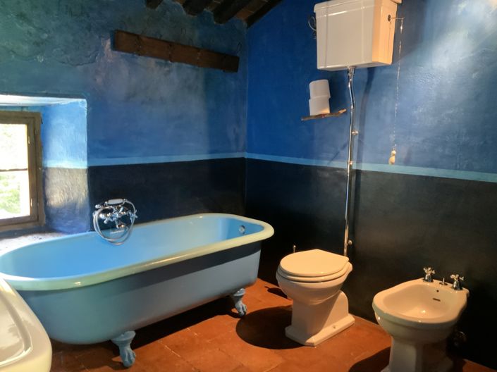 Image No.11-5 Bed Property for sale