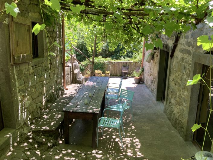 Image No.15-5 Bed Property for sale