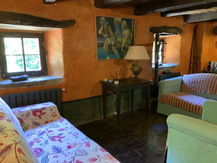 Image No.27-5 Bed Property for sale