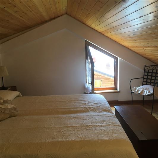 Image No.16-3 Bed Property for sale