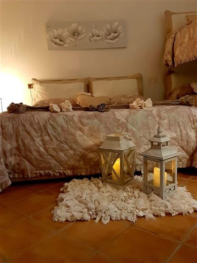 Image No.22-3 Bed Property for sale