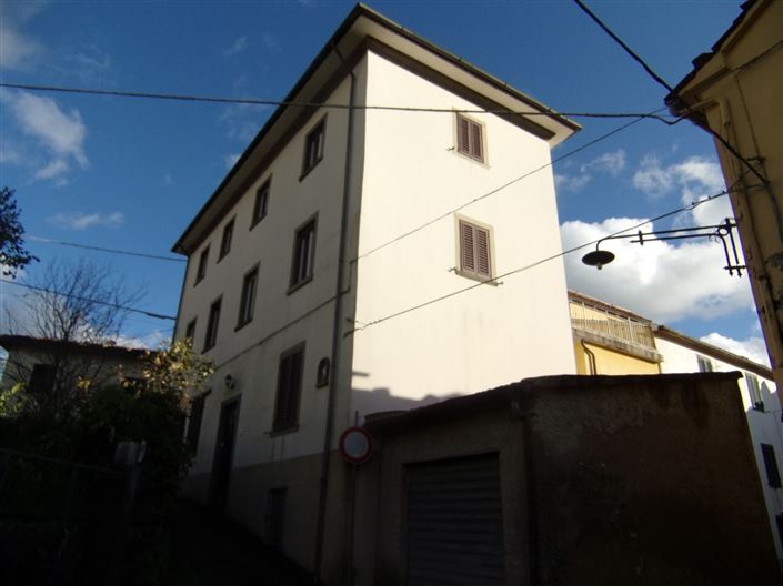 Image No.6-5 Bed Property for sale