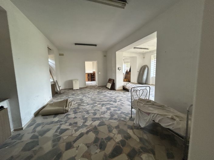 Image No.23-3 Bed Property for sale