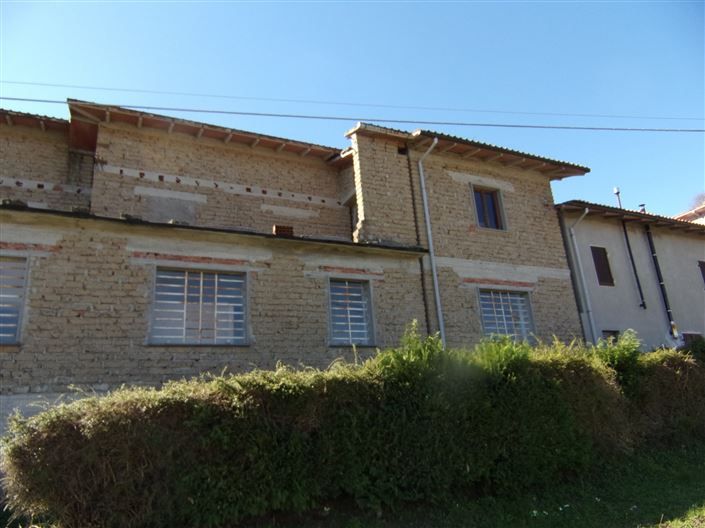 Image No.16-3 Bed Property for sale