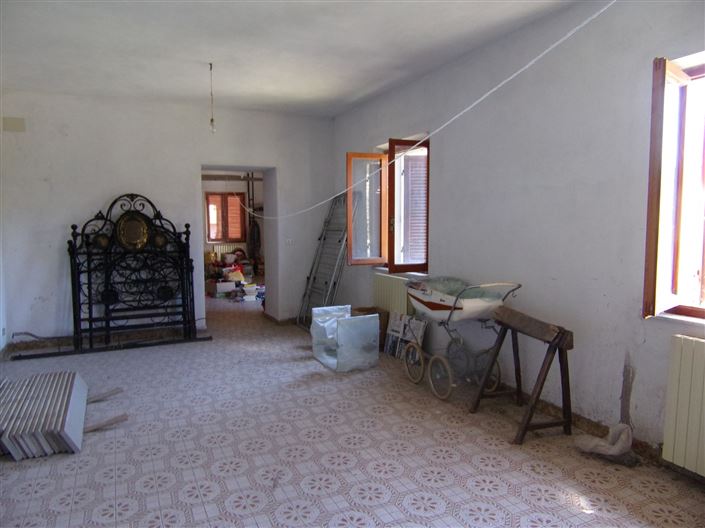 Image No.7-3 Bed Property for sale