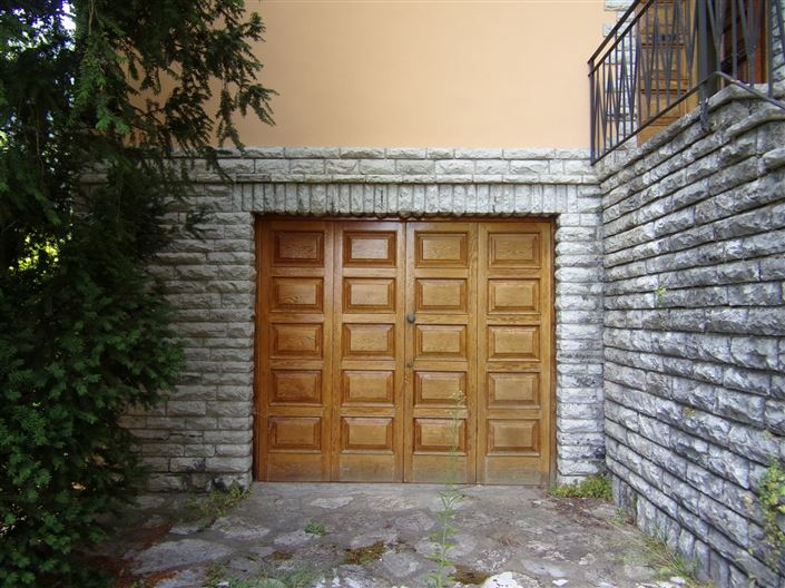 Image No.29-3 Bed Property for sale