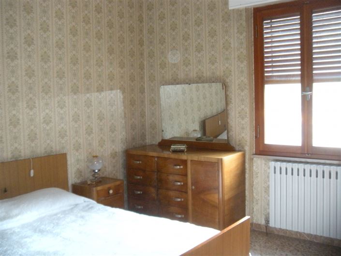 Image No.6-3 Bed Property for sale