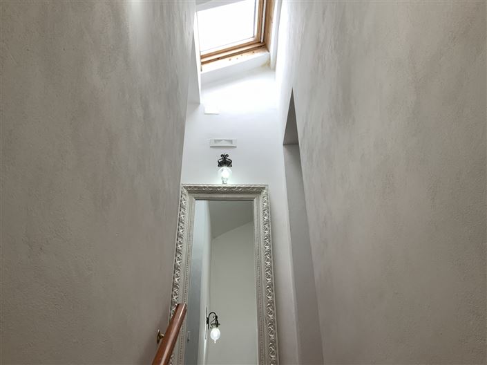 Image No.19-4 Bed Property for sale