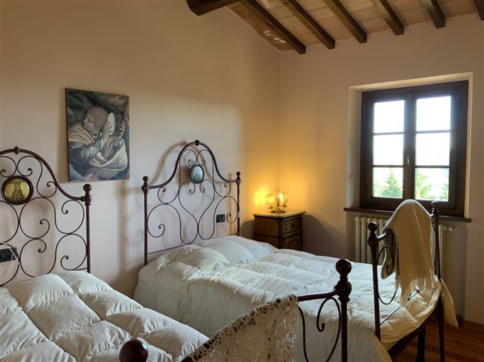 Image No.26-4 Bed Property for sale