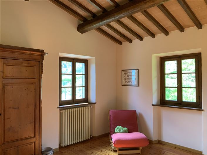 Image No.23-4 Bed Property for sale