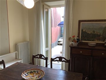 e7d4b537-a0b4-4aba-b43a-5235b444c47b