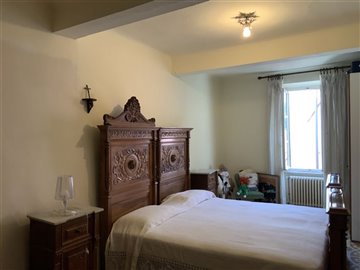 7e1da9d8-1d10-4d7e-89d9-934e42b930f3